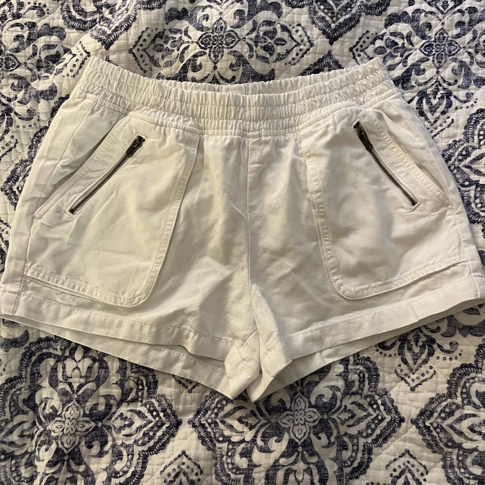 Breathable white shorts from Aerie